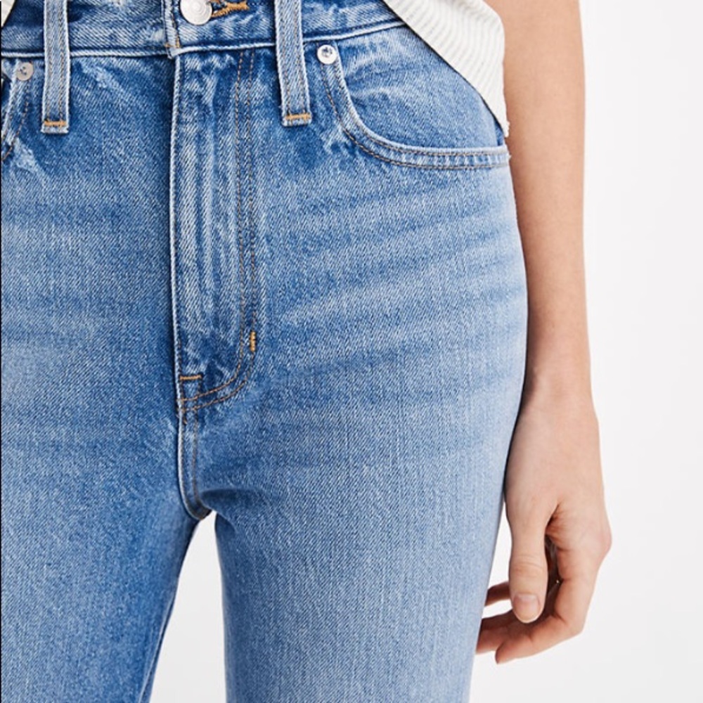 Madewell The Momjean in Melva Wash (size 22)